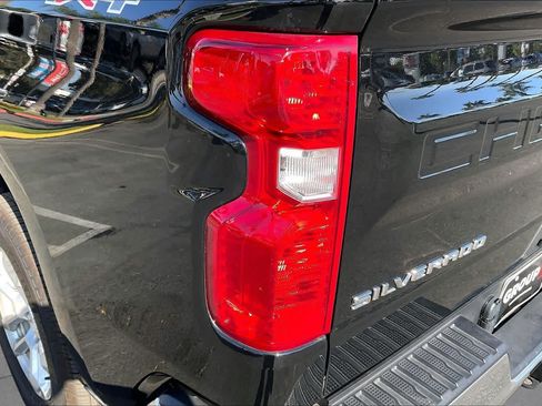 Used 2026 Chevrolet Silverado 1500 LT AWD/4WD image 28
