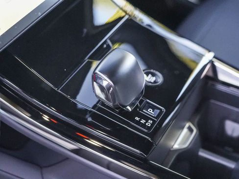 New 2026 Land Rover Range Rover Sport SV AWD/4WD image 19