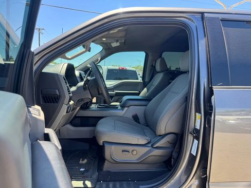 Used 2022 Ford F350 XLT w/ Black Appearance Package AWD/4WD image 21