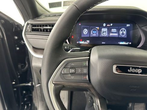 New 2026 Jeep Grand Cherokee Limited AWD/4WD image 25