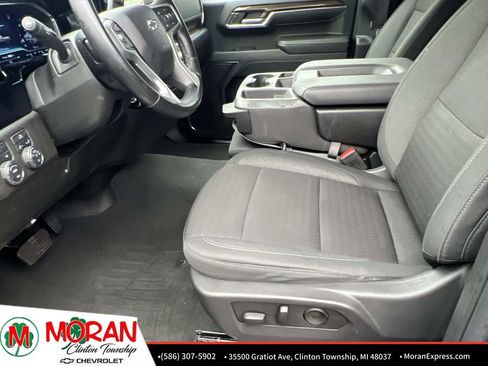 Certified 2023 Chevrolet Silverado 1500 RST w/ LPO, Dark Essentials Package AWD/4WD image 16