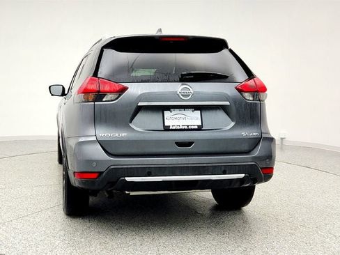 Used 2020 Nissan Rogue SL image 6