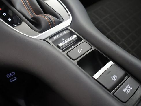 Used 2024 Honda HR-V Sport image 47