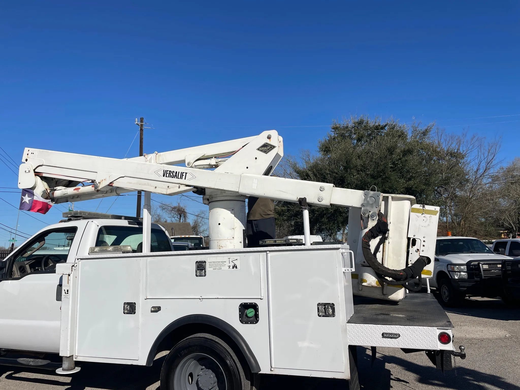 Used 2008 Ford F550 Luxury RWD image 16