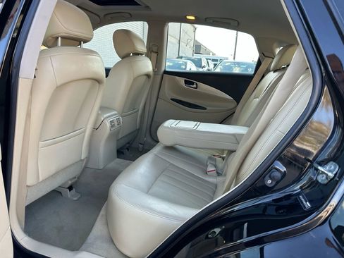 Used 2017 INFINITI QX50 2WD image 18