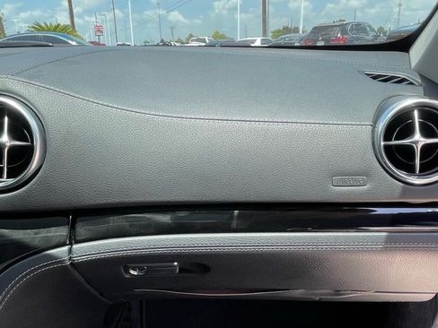 Used 2015 Mercedes-Benz SL 550 image 37