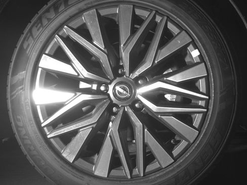 Used 2025 Nissan Altima 2.5 SV FWD image 12