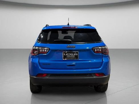 Used 2025 Jeep Compass Latitude w/ Altitude Special Edition AWD/4WD image 6