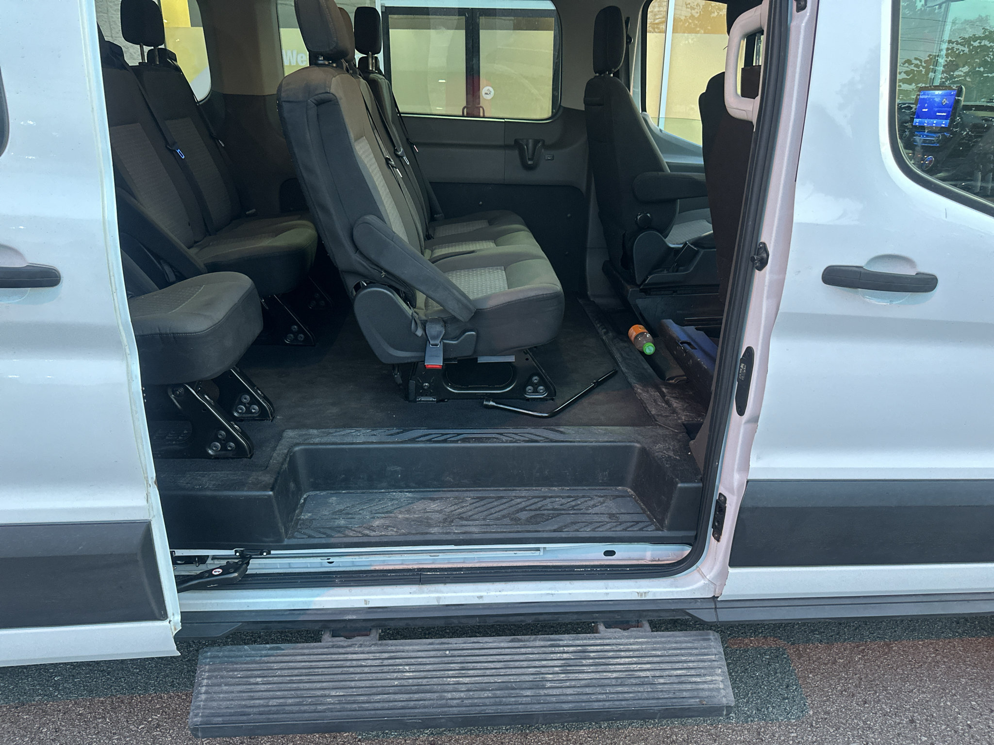 Used 2021 Ford Transit 350 XLT RWD image 13
