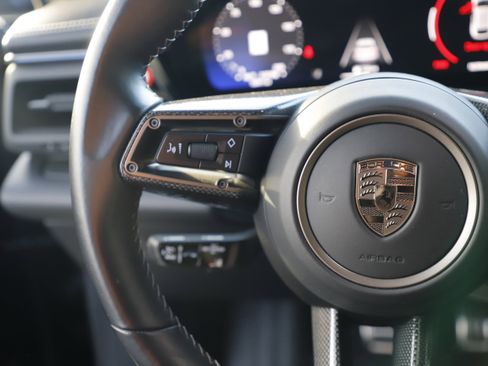 Used 2024 Porsche Macan Turbo Electric image 31