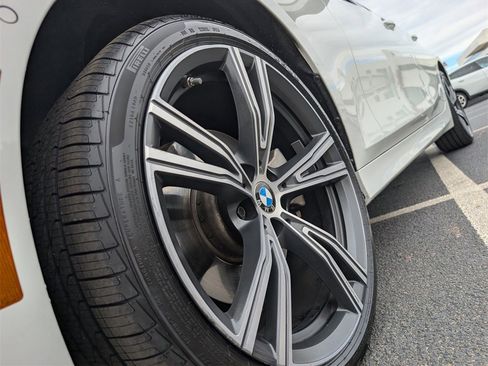 Used 2024 BMW 330i xDrive Sedan w/ Premium Package image 9