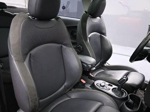 Used 2022 MINI Cooper SE image 19