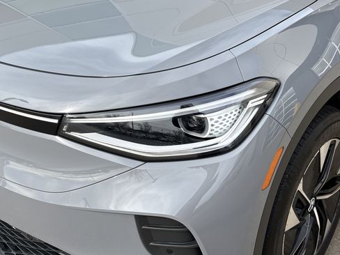 Used 2022 Volkswagen ID.4 Pro S image 6