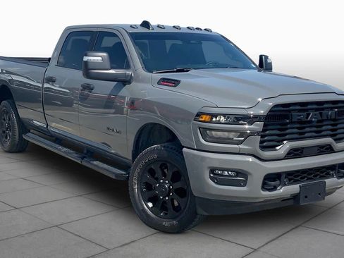 Used 2026 RAM 3500 Lone Star AWD/4WD image 3