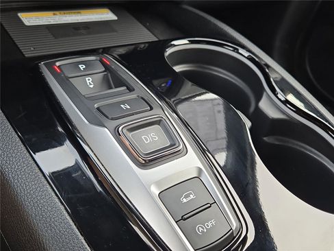 Used 2022 Honda Passport Elite image 11