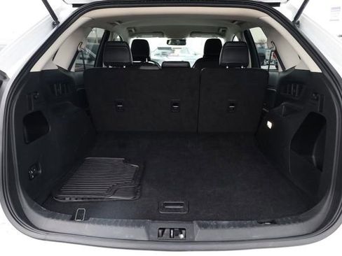 Certified 2024 Ford Edge SEL image 7