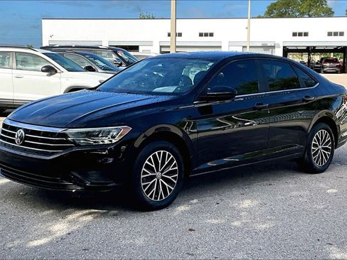 Used 2021 Volkswagen Jetta image 9