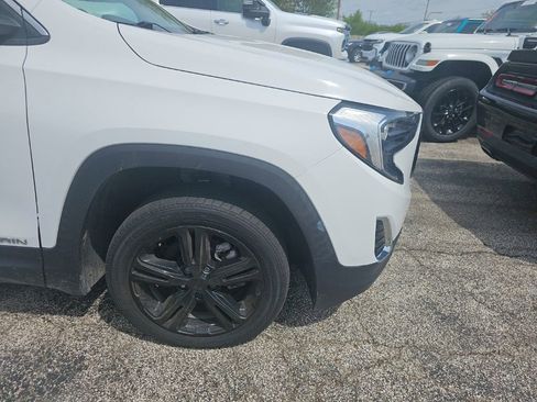 Used 2021 GMC Terrain SLE w/ Driver Convenience Package FWD image 14