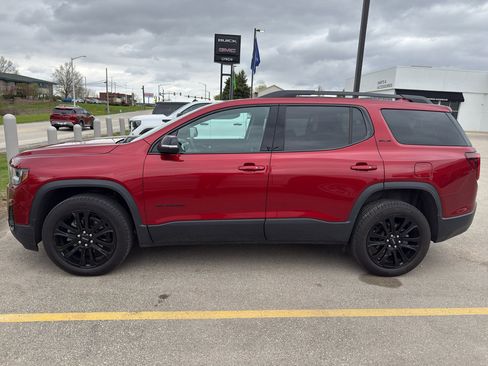Used 2023 GMC Acadia SLE w/ Driver Convenience Package AWD/4WD image 2