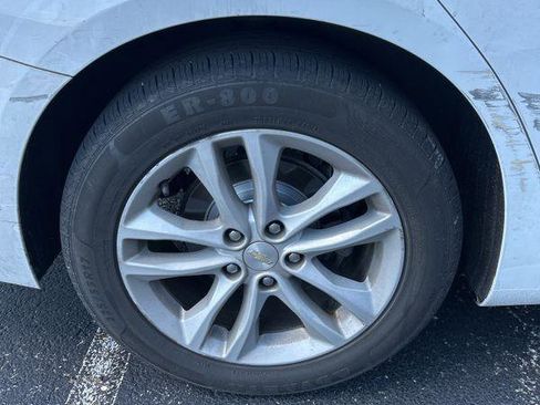 Used 2018 Chevrolet Malibu LT FWD image 22