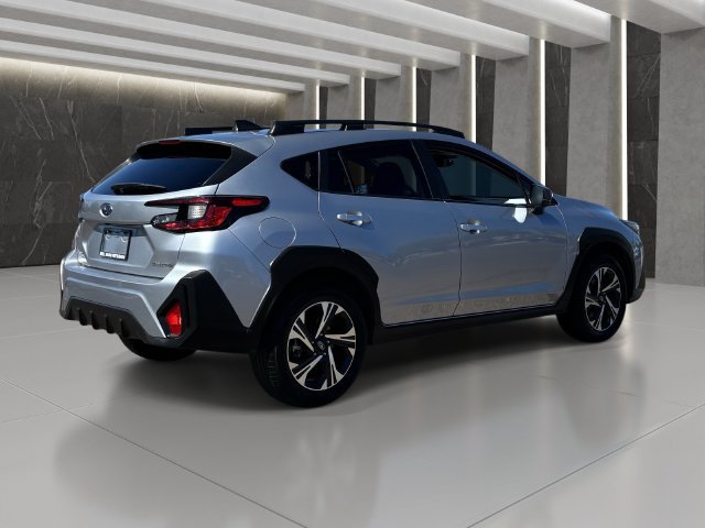 Used 2025 Subaru Crosstrek 2.5i Premium AWD/4WD image 6