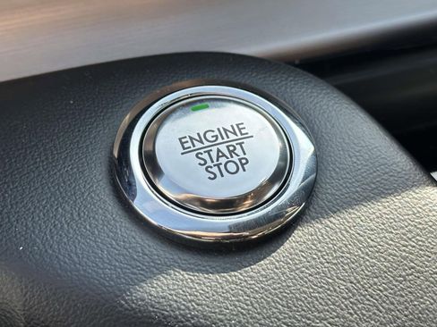 Used 2024 Lincoln Aviator AWD w/ Premium Package image 18