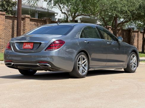 Used 2019 Mercedes-Benz S 560 Sedan image 14