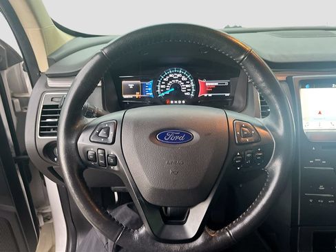 Used 2018 Ford Flex SEL w/ Equipment Group 202A FWD image 11