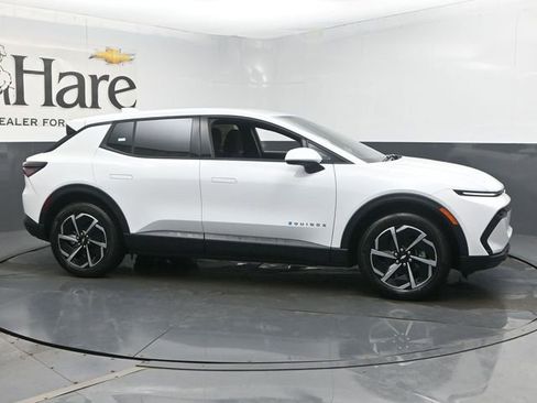 New 2026 Chevrolet Equinox EV LT FWD image 1