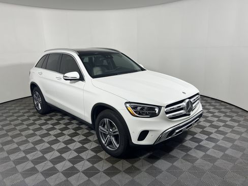 Used 2022 Mercedes-Benz GLC 300 image 7