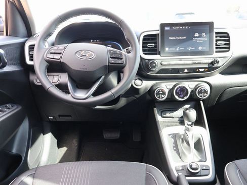 New 2026 Hyundai Venue SEL image 19