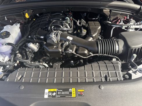 New 2025 Jeep Grand Cherokee Limited w/ Luxury Tech Group II RWD image 33