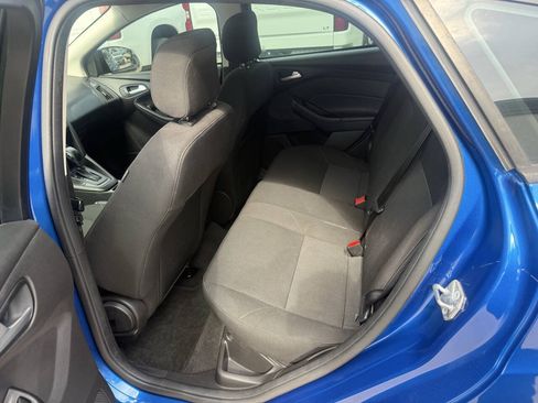 Used 2018 Ford Focus SE FWD image 13