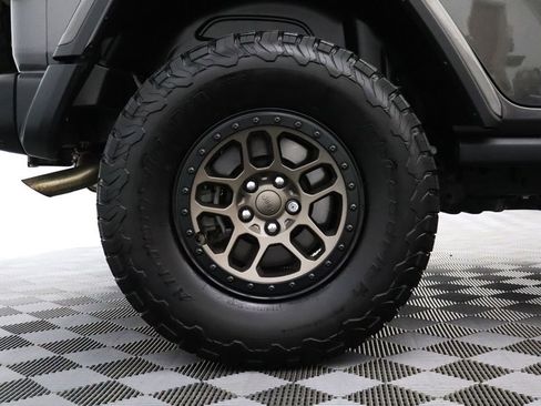 Used 2021 Jeep Wrangler Unlimited Rubicon w/ Xtreme Recon 35" Tire Package AWD/4WD image 6