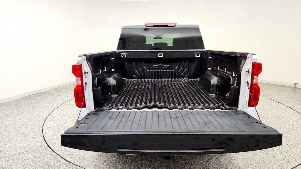 Used 2022 Chevrolet Silverado 1500 LT AWD/4WD image 20