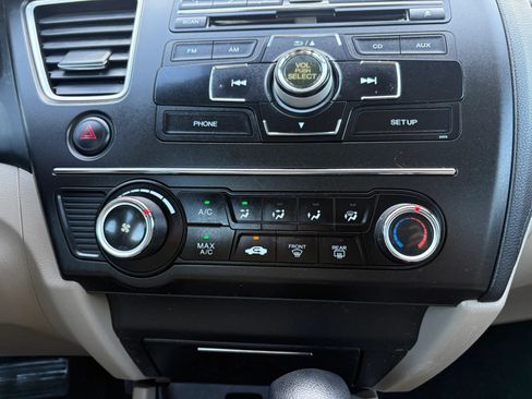 Used 2014 Honda Civic LX image 31