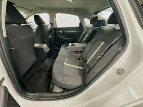 Used 2025 Hyundai Sonata SEL FWD image 28