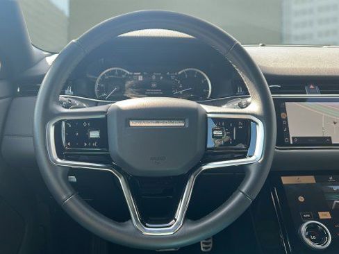 Used 2023 Land Rover Range Rover Evoque R-Dynamic SE image 35