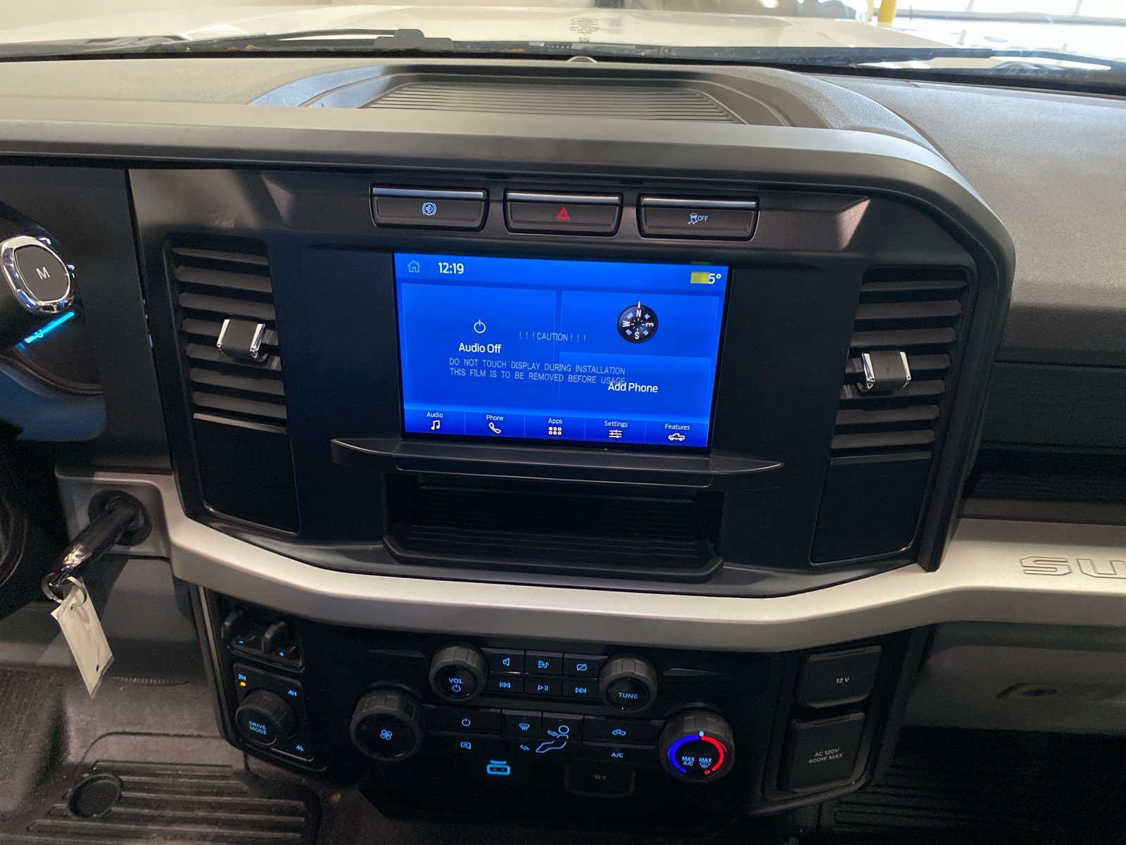 New 2024 Ford F550 4x4 Regular Cab Super Duty image 17