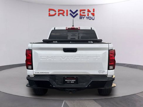 Used 2025 Chevrolet Colorado Trail Boss AWD/4WD image 5