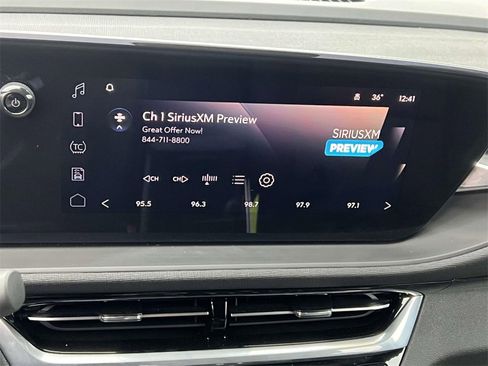 Used 2024 Buick Envista Sport Touring w/ Convenience I Package image 16