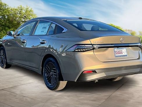 New 2026 Nissan Sentra SV w/ Floor Mat Package FWD image 3