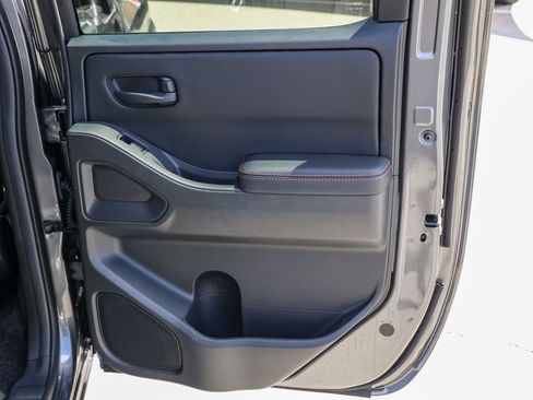 New 2026 Nissan Frontier Pro-X RWD image 18