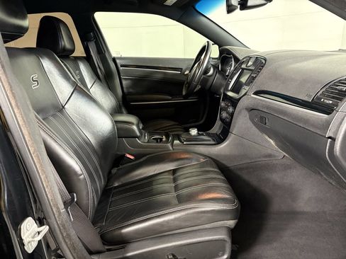 Used 2021 Chrysler 300 S image 13