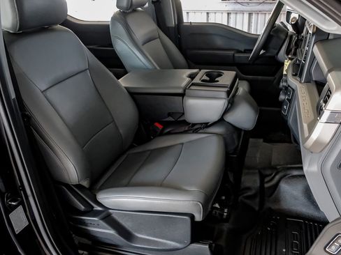 Used 2023 Ford F350 XL w/ XL Chrome Package image 32