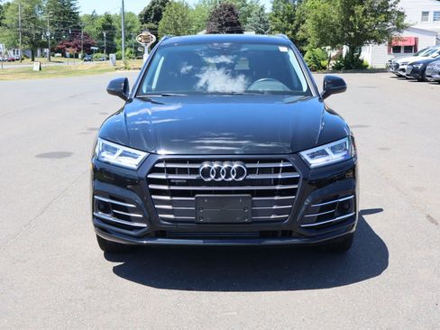 Used 2020 Audi Q5 e Premium Plus w/ Premium Plus Package AWD/4WD image 2