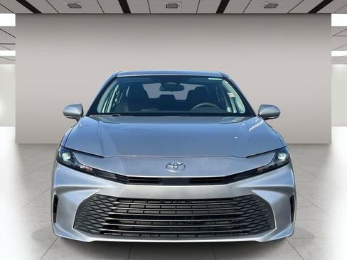 Used 2026 Toyota Camry LE FWD image 4