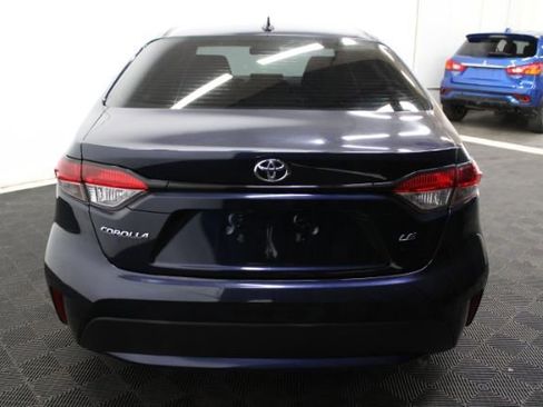 Used 2022 Toyota Corolla LE image 6