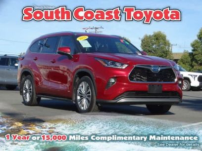 Certified 2022 Toyota Highlander Platinum