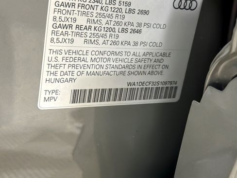 Used 2025 Audi Q3 2.0T Premium w/ Convenience Package AWD/4WD image 27